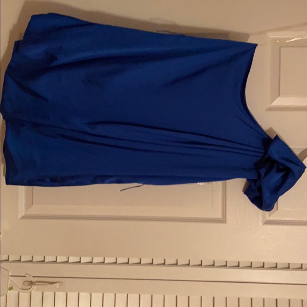 One side shoulder dress